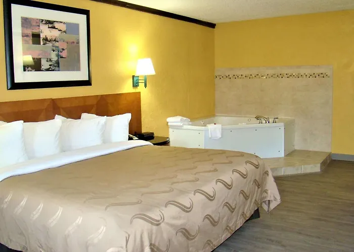Baymont By Wyndham Front Royal Near Shenandoah National Park